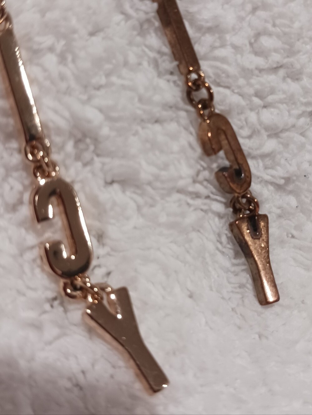 Daivd Yurman Drawstring Pouch & JUICY Couture Dangle Earrings - Picture 7 of 12